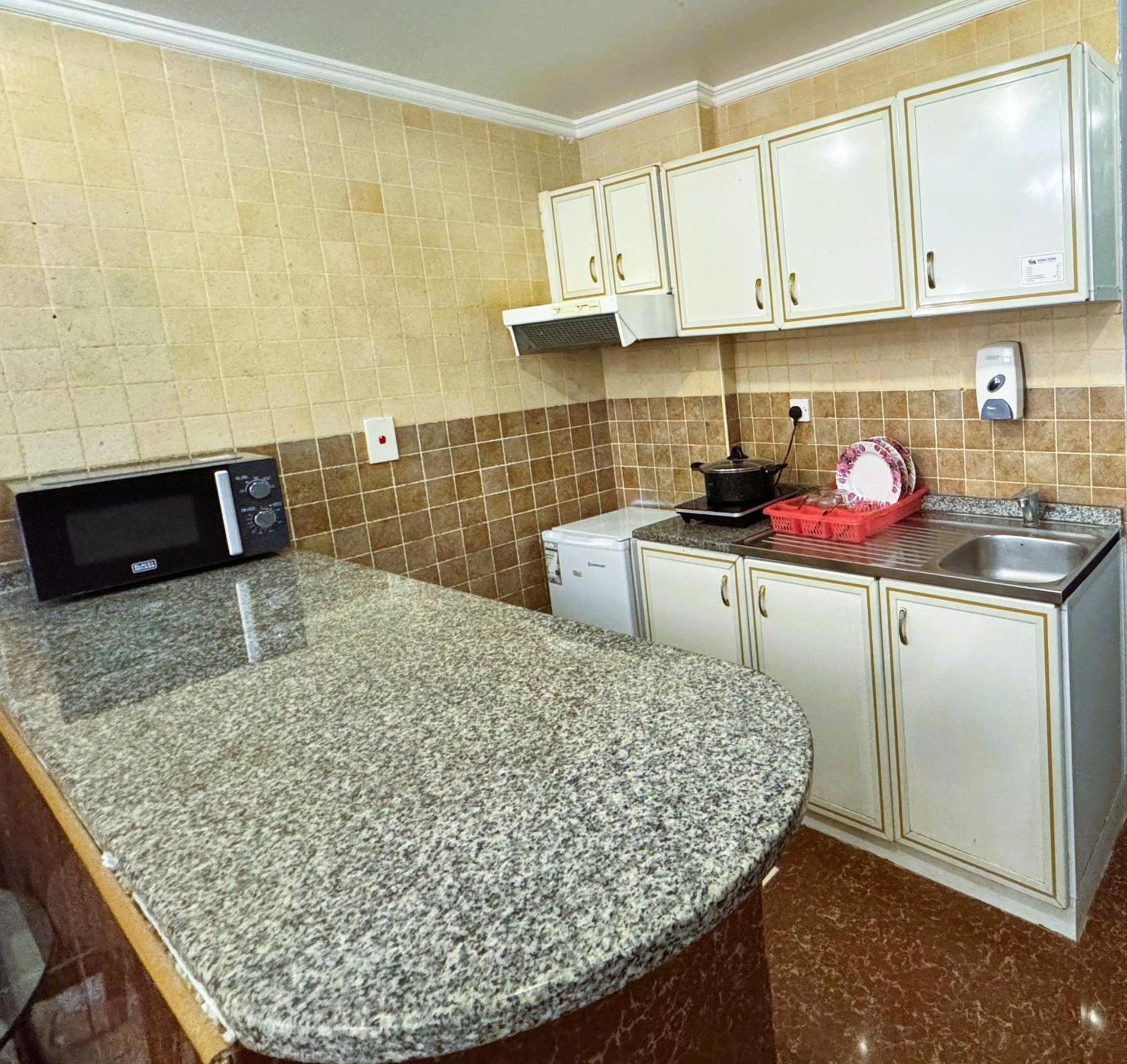 Hafez Hotel Apartments - Al Ras Metro Station Dubai Ngoại thất bức ảnh